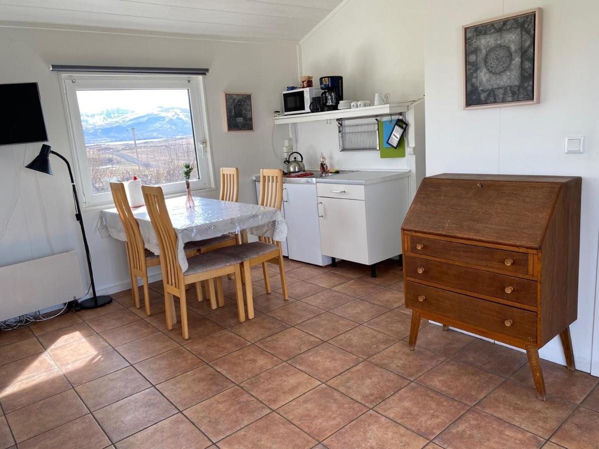 Laekjarkot Rooms And Cottages With Kitchen ボルガルネース エクステリア 写真